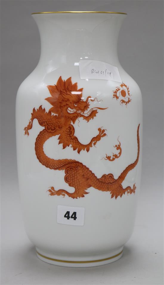 A Meissen Red Dragon vase